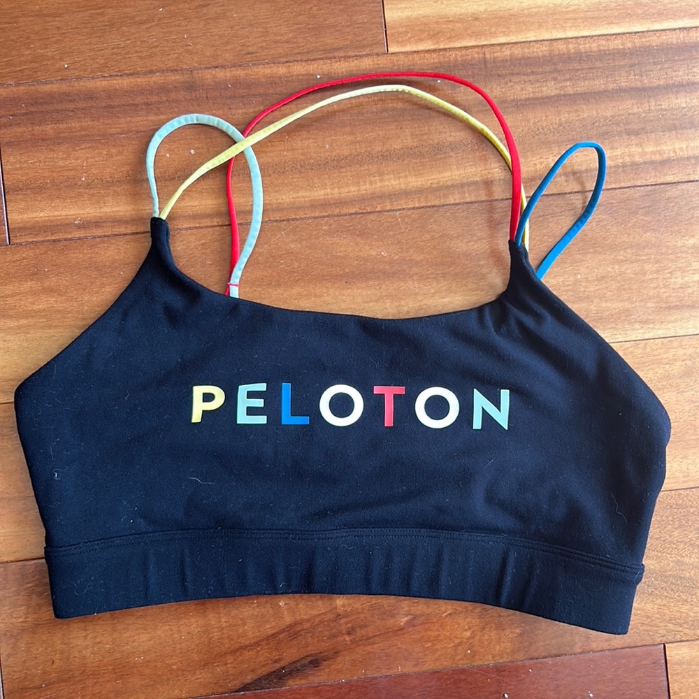 Peloton Cadent Strappy Bra Size M